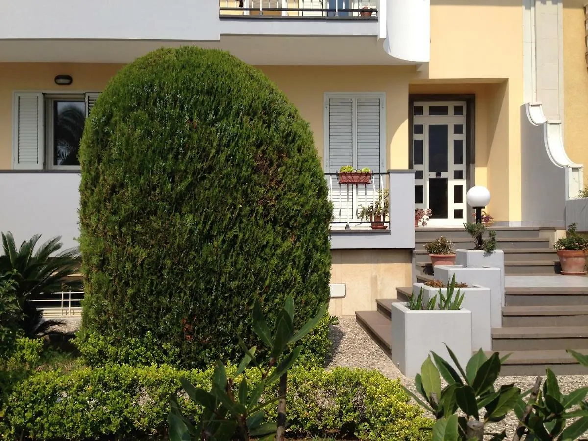 Villa Due Palme Avola Italy