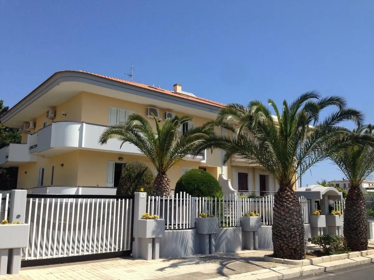 Villa Due Palme Avola 0*,